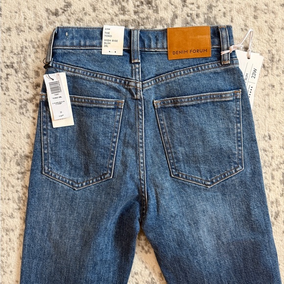 NWT Aritzia The Denim Forum Yoko High Rise Slim Jean 23 - Picture 8 of 10